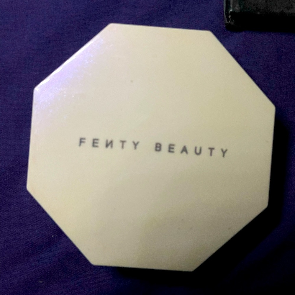 Fenty Beauty Highlighter